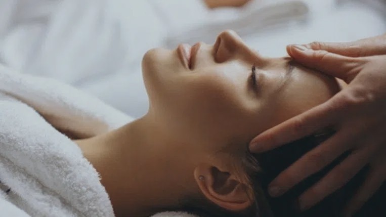Indian head massage for scalp, neck and shoulders in Venice, FL
